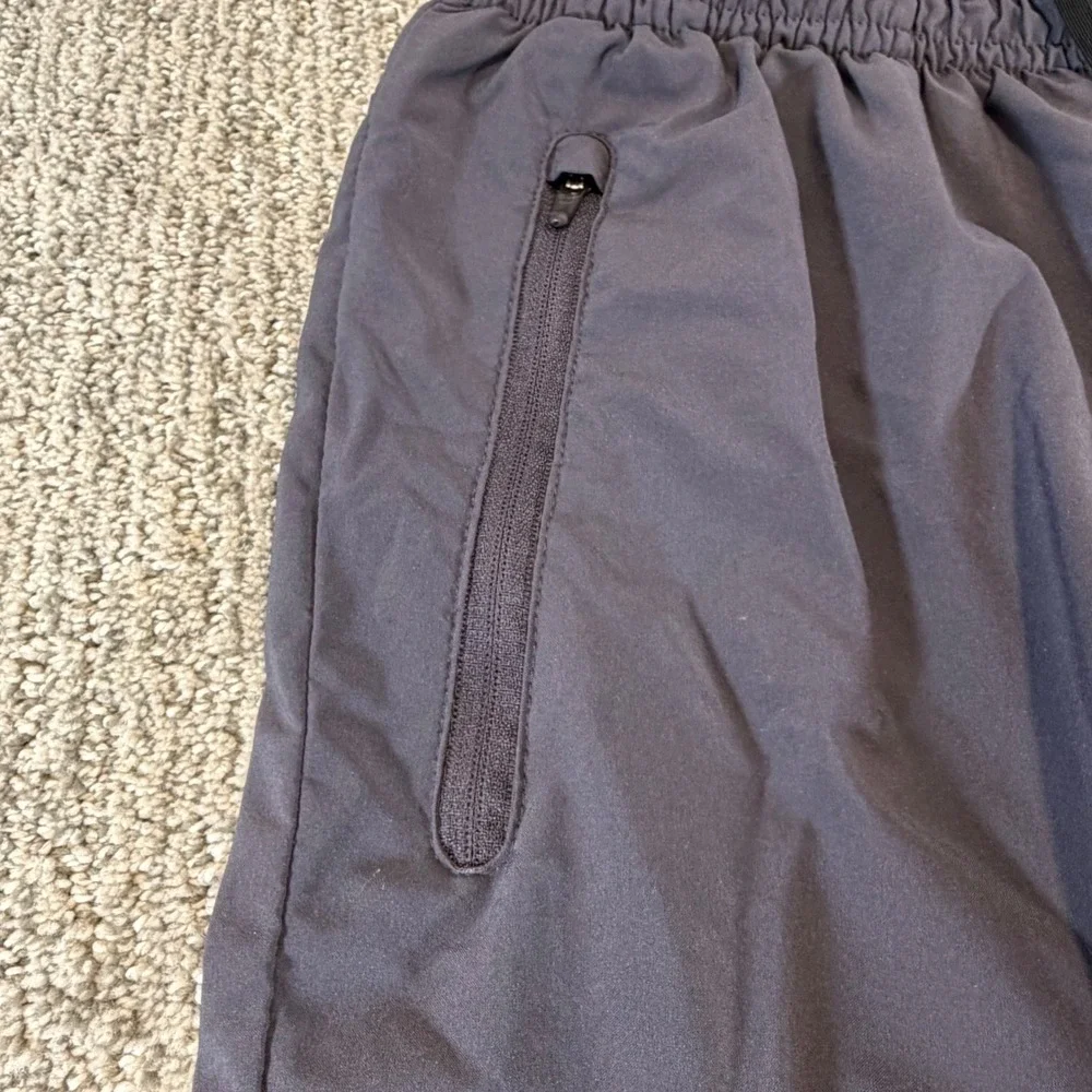 Nike Dri-FIT Track Pants‎ Mens L Gray AA1997-081 Zipper Pockets Cuffs